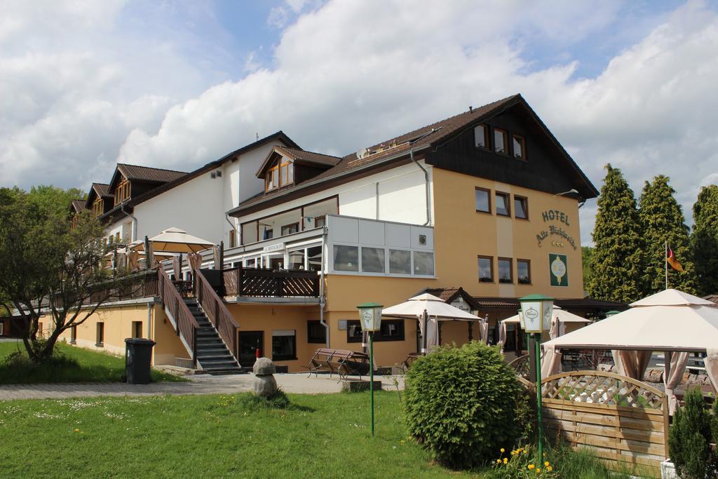 Hotel Alte Viehweide Helferskirchen Exterior photo